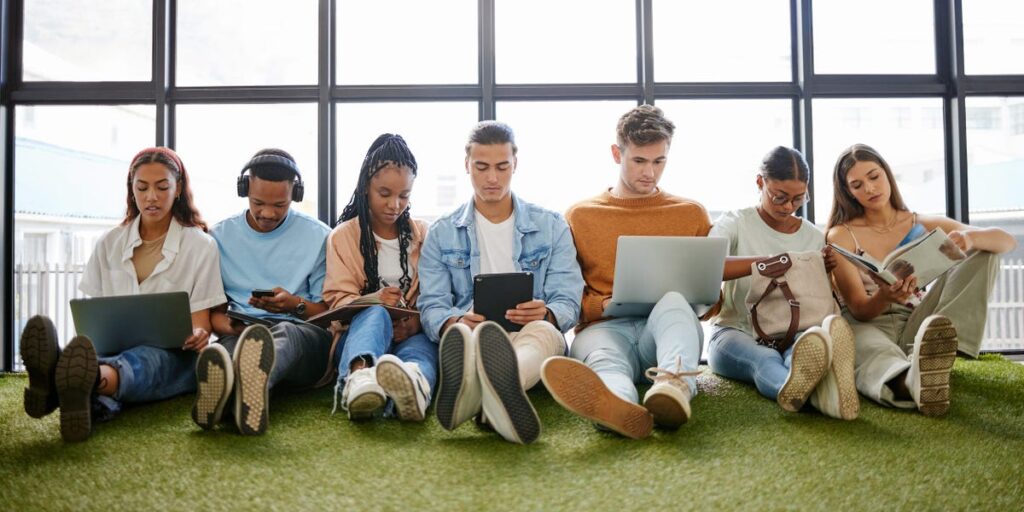 AI Is Changing the Tech Job Market. Gen Z Is Struggling to Keep up.