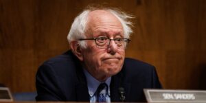Bernie Sanders Says AI Could Help Give Workers a 4-Day Workweek