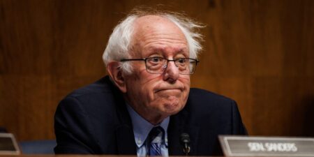 Bernie Sanders Says AI Could Help Give Workers a 4-Day Workweek