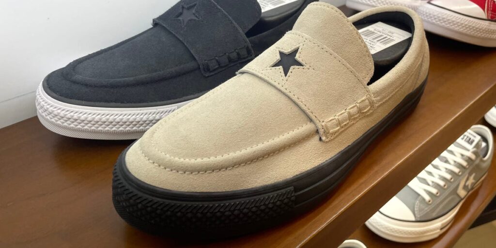 A Hot Shoe Trend Toes the Line Between Trendy and Geriatric