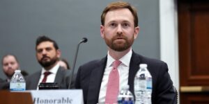 FTC’s Unusual Order on Omnicom-IPG Merger Could Hurt News Outlets