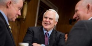 Fred Smith, Founder of FedEx, Dead at 80