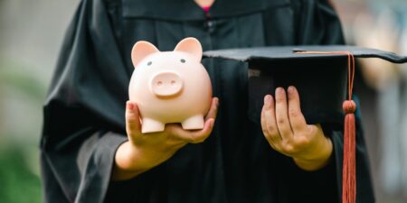 I Lived at Home While Going to College; I Loved It and Saved Thousands