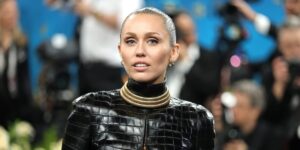 Miley Cyrus Says Growing up Helped Change How She Sees Her Mom and Dad