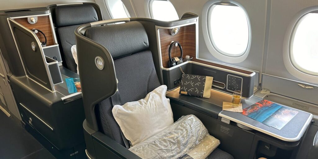 We Compared Business Class on 3 Airlines. One Had the Best Value.