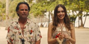 ‘White Lotus’ Costars Walton Goggins and Aimee Lou Wood Deny Feud