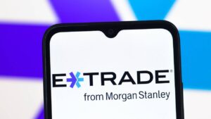 No-Fee Index Funds: E-Trade Vs. Fidelity