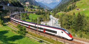 7 things you should never do when traveling by train, according to an etiquette coach