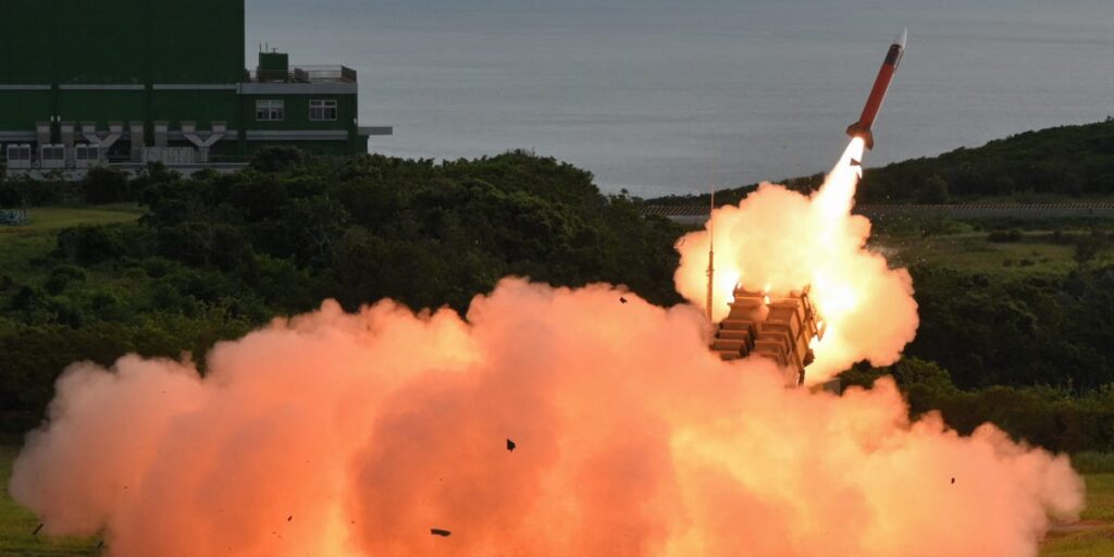 Ukraine Seeks Answers on Ammo Hold That Could Effect Key US Weapons