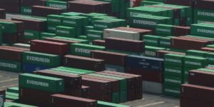 What’s Complicating Trump’s Trade Talks: Rice, Tech, and China