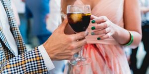 Wedding Cash Bars Are Great If You Do Them Right, Says Pro Bridesmaid