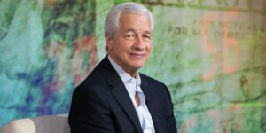 JPMorgan Kicks Off Bank Earnings With a Surprise Gain in Dealmaking