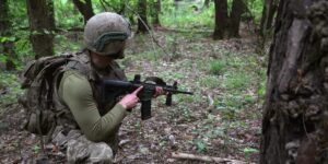 New Type of Rifle Bullet in Ukraine Helps Fight Unjammable Drones