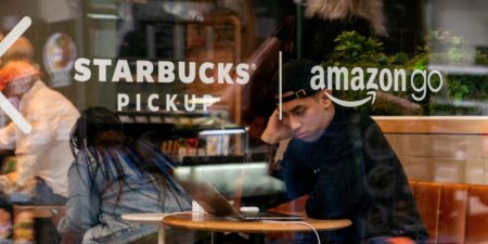 Starbucks Plans to Phase Out Its Mobile-Only Stores in Brand Overhaul