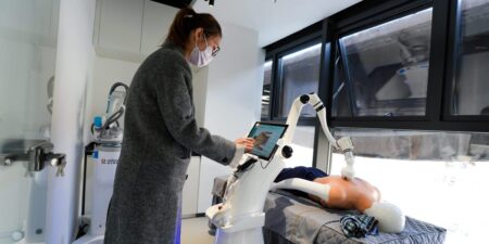 AI Will Wipe Out Most Jobs by 2045 — a Few May Still Survive: Futurist