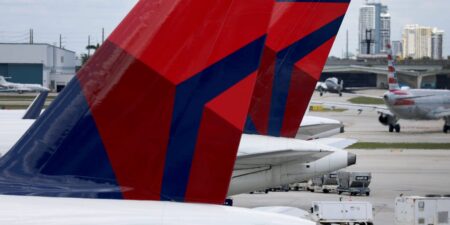 Delta Hits Record Profits and Airline Stocks Bounce on Luxury Demand