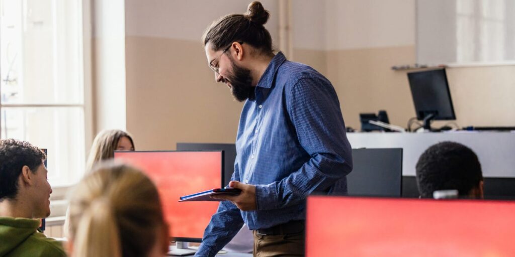 English Teacher: My Students Are Now Relying on AI to Do Everything