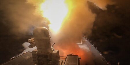 US Navy Had ‘Learning Curve’ Finding Right Weapons in Red Sea Fight: Admiral
