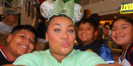 At 21 I Took My 3 Cousins on a Budget-Less Trip to Disney World