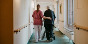How Do I Convince My Siblings to Move Our Mom Into Assisted Living?