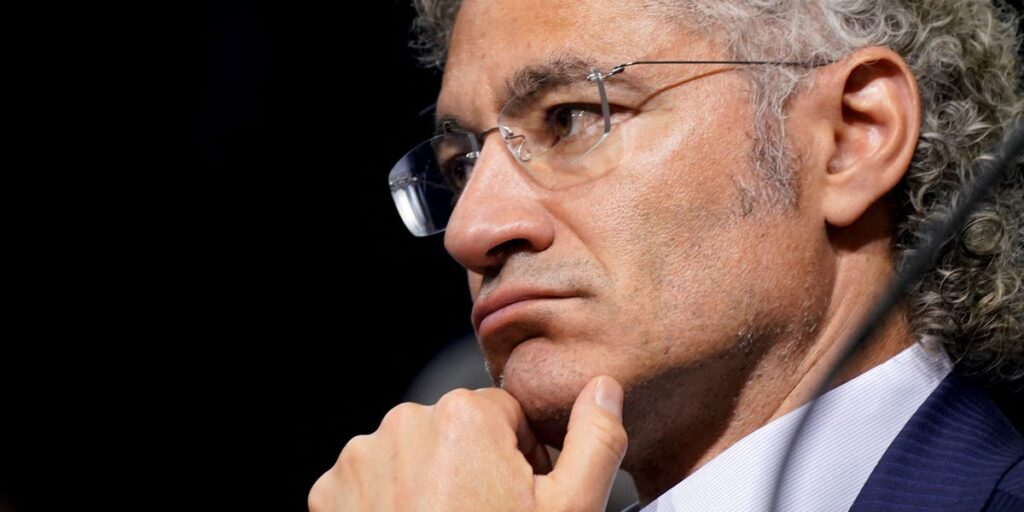 Palantir Smashes Expectations With Its First-Ever  Billion Quarter