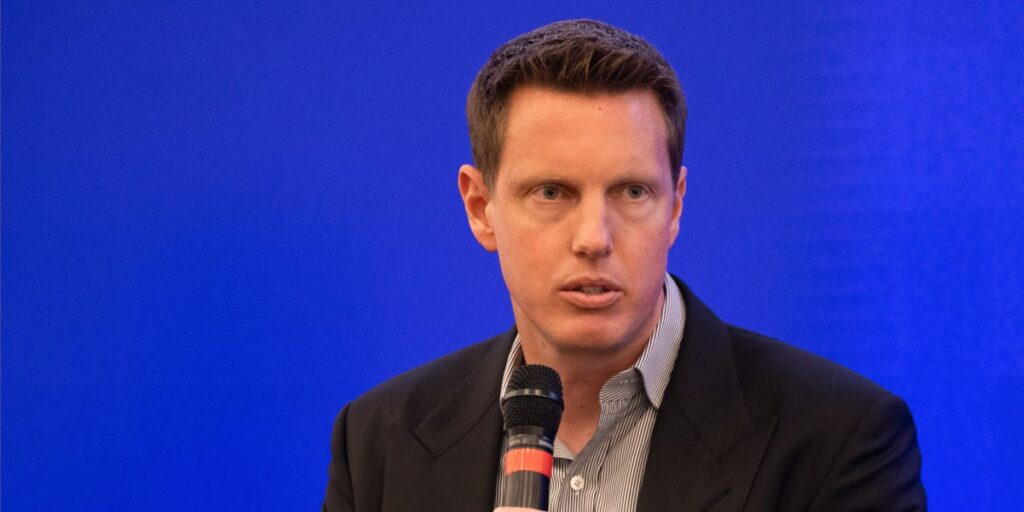 David Ellison Says AI Shouldn’t Scare Hollywood; Embraces Tech