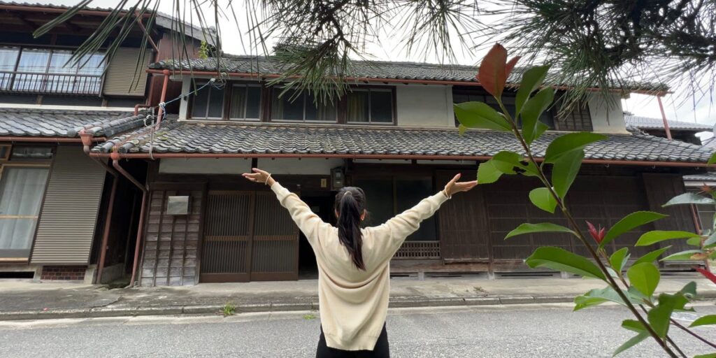 Gen Z Bought Traditional House in Japan, Moved Alone to Start Business