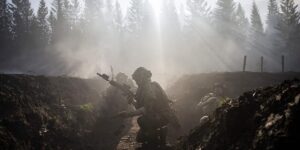 How Ukraine’s Soldiers Are Trained by UK Soldiers Who Haven’t Seen Real War