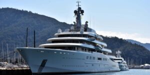 A Russian Oligarch’s Superyacht Is Finally on the Move