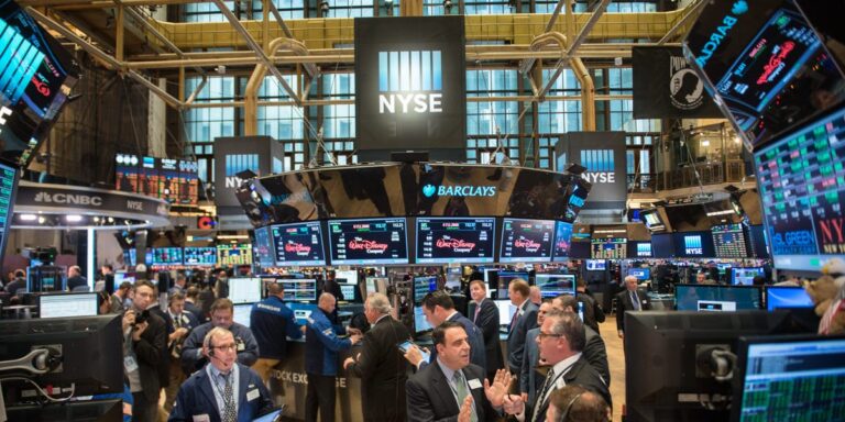 Accountants React to Q2 Earnings, Surprised by Firms Beating Revenue