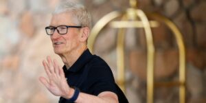Apple’s Tim Cook Says an ‘Unusual Buying Pattern’ Drove iPhone Sales