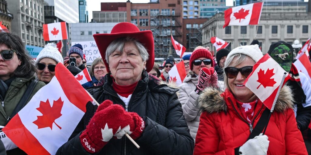 Canadians Traveling to US Down for Seventh Straight Month