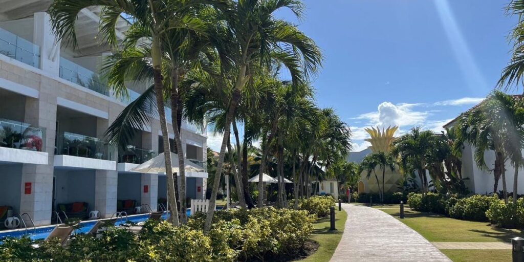 Staying at All-Inclusive Nickelodeon Resort With Toddler: REVIEW