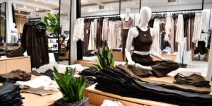 Alo Yoga’s CEO Is Pitching a New ,600 Leather Purse As Wellness