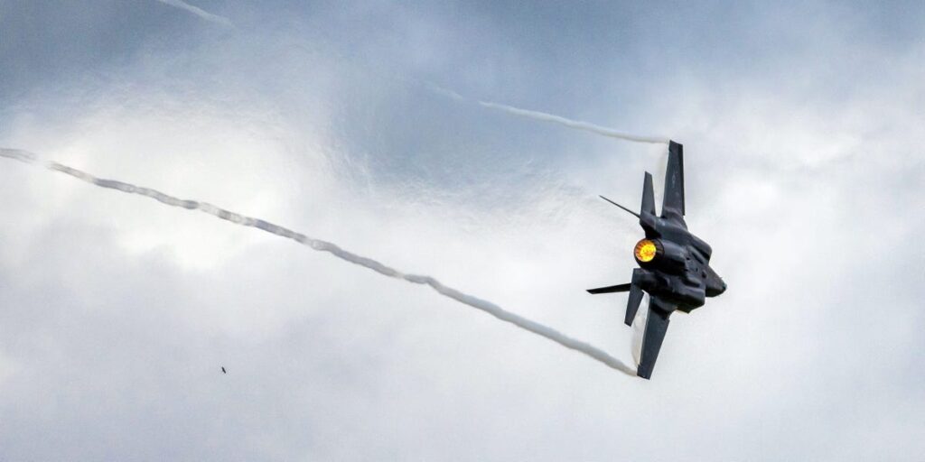 F-35 Stealth Fighter Deliveries Have Been Falling Behind: Watchdog