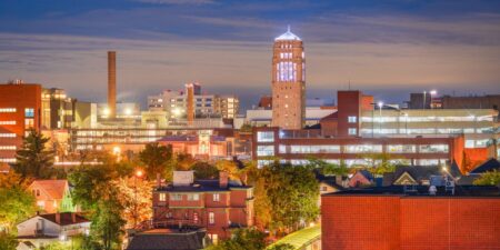 The 10 Best Cities for Gen Z College Graduates to Live in Right Now