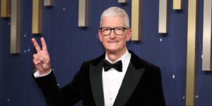 Tim Cook, David Zaslav and Other Biz Leaders Attended the 77th Emmys