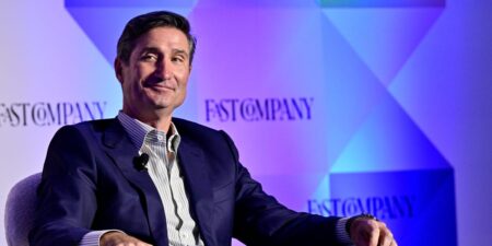 Starbucks CEO Shares What He Will — and Won’t — Adopt From Luckin Coffee