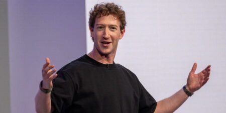 Mark Zuckerberg Got the Prototype of a 5K Watch