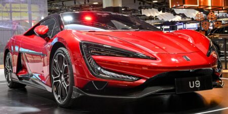 The Fastest Car in the World Is Now a Chinese EV