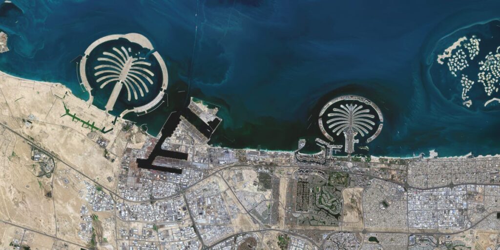 Landmarks That Can Be Seen From Space: Photos