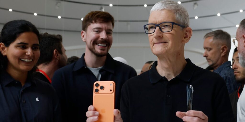 Apple’s iPhone 17 Preorders Seem to Be Off to a Strong Start in China