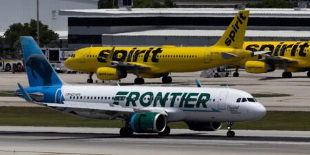 Frontier Stands to Be the Big Winner From Spirit’s Bankruptcy