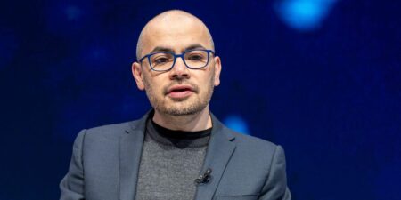 Google DeepMind CEO Warns AI Could Repeat Social Media’s Mistakes