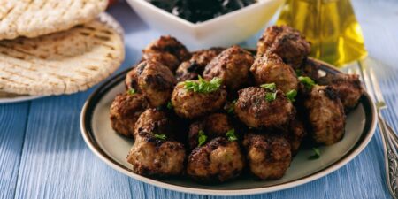 How to Make Greek Meatballs for a Quick and Easy Dinner