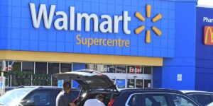 SNAP Cuts May Boost Walmart Sales As Low-Income Shoppers Seek Savings