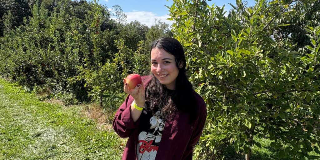 I Moved Home After College; Hard to Maintain Social Life, Felt Lonely