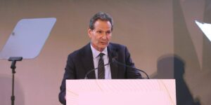 Read New Verizon CEO Dan Schulman’s First Memo to Employees