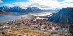 Photos Show Life in the World’s Northernmost Town, Longyearbyen