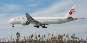 Trump Wants to Ban Chinese Airlines From Using Russian Airspace to US